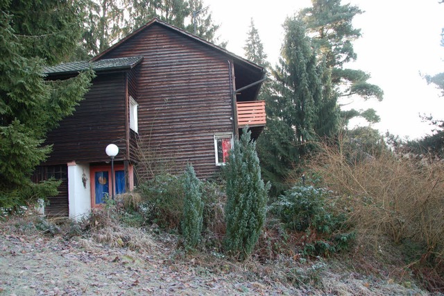 25 Jahre stand das Holzgebude, das de...ter Oskar Schlemmer  gebaut hat, leer.  | Foto: sigrid umiger