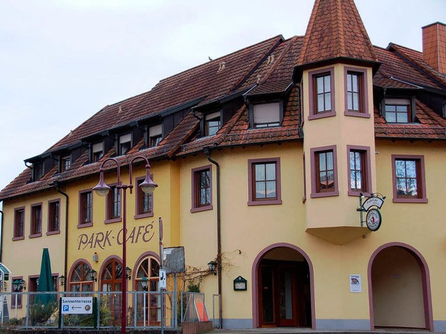 Was aus dem ehemaligen Park-Caf in Breisach wird, ist derzeit eher ungewiss.  | Foto: Agnes Pohrt