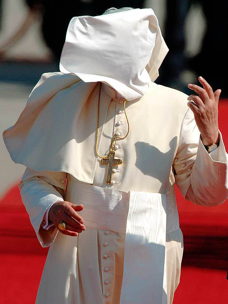 Druck Auf Den Schweigenden Papst Wchst - Panorama - Badische Zeitung