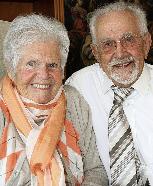 Else und Karl Vgele  feiern heute ihre Eiserne Hochzeit.   | Foto: Faller