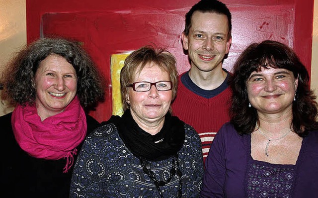 Der neue Vorstand der Arion Singers: D...nadette Walter-Nothacker (von links).   | Foto: Karin Heiss