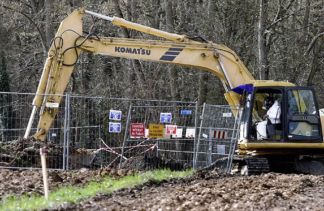 Im Mrz und April sind Vorarbeiten auf...nde nahe der Landesgrenze vorgesehen.   | Foto: dpa