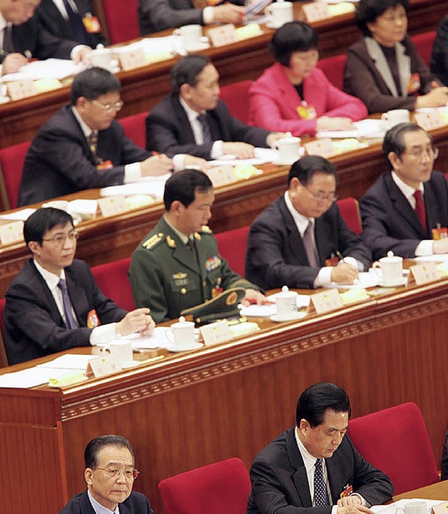 Abgeordnete in Peking  | Foto: dpa