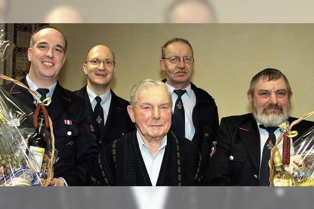 Augustin Siefer ist seit 70 Jahren bei der Feuerwehr