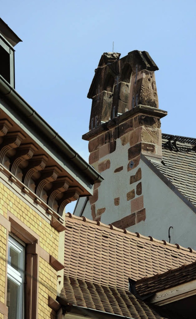 Saniert, aber noch ohne Glocken: der Antoniter-Giebel  | Foto: Ingo Schneider