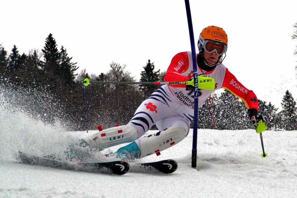 Bei milden Temperaturen fahren die deutschen Ski-Asse ihre Meister aus.