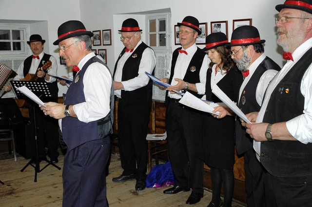 Hintersinnige Gre aus der Narrenhoch...ne&#8220; war die Stimmung groartig.   | Foto: Edgar Steinfelder