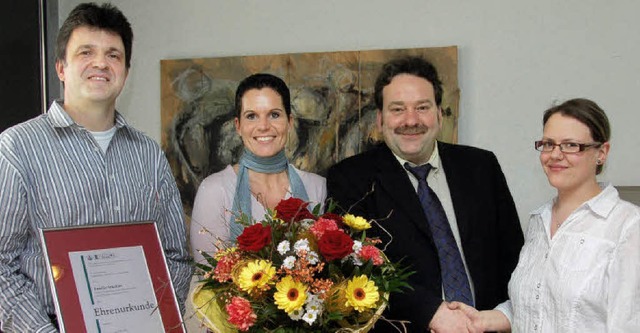 Eine besondere Ehrung gab es fr  Edga... (rechts). Sie lste Annette Eble ab.   | Foto: Wolfgang Beck