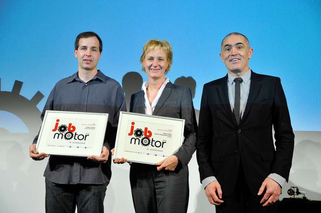 2. Preis  Kat. 2 an  Trotter, Marco Trotter,  und Pierre Fabre Dermo-Kosmetik,  Marion Bock, Laudator Martin Siebold (IHK Ho.-Bodensee)