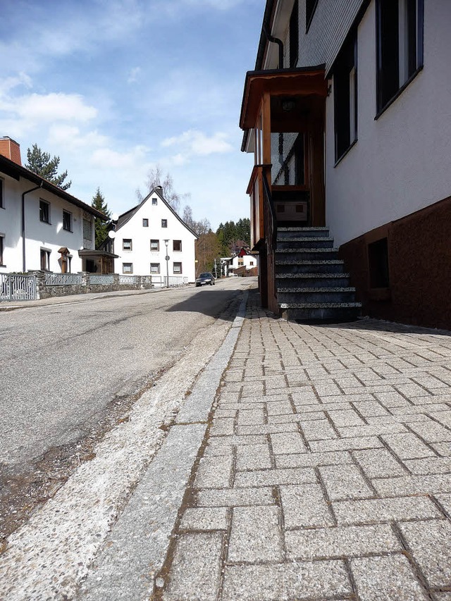 Mit der Sanierung der Kolpingstrae so...gend Platz fr Fugnger zu schaffen.   | Foto: Winckelmann