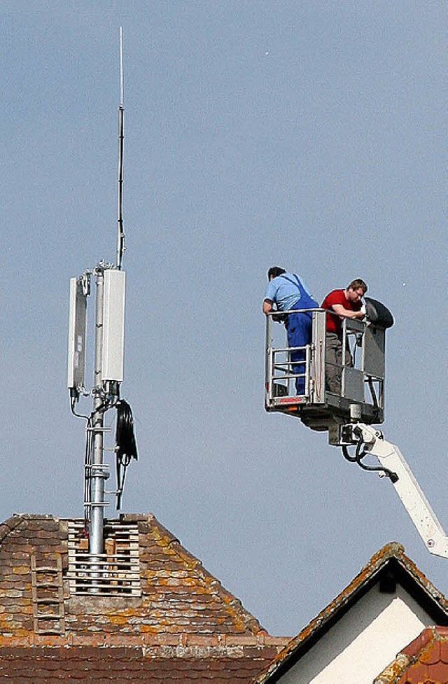 Ein rgernis fr viele besorgte Brger...funkantenne auf der Burkheimer Mhle.   | Foto: trogus