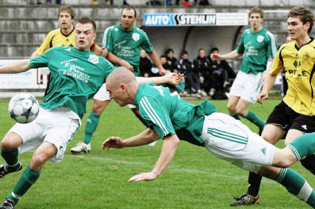 Trotz perfekter Flughaltung, wie sie h...&#8211; aus dem Bezirkspokal nmlich.   | Foto: Claus Zimmermann