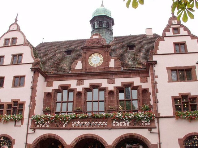 Um den Chefsessel im Freiburger Rathaus bewerben sich drei Kandidaten.  | Foto: brigitte sasse