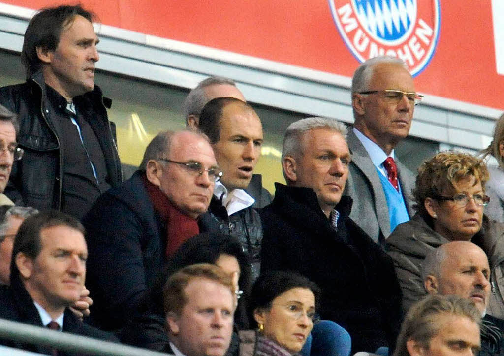 Ottmar Hitzfeld sollte Recht behalten: Ein 2:1 über ManU traute er den Bayern zu. In der Nachspielzeit schoss Olic den Siegtreffer. Ottmar Hitzfeld sollte Recht behalten: Ein 2:1 über ManU traute er den Bayern zu. In der Nachspielzeit schoss Olic den Siegtreffer.