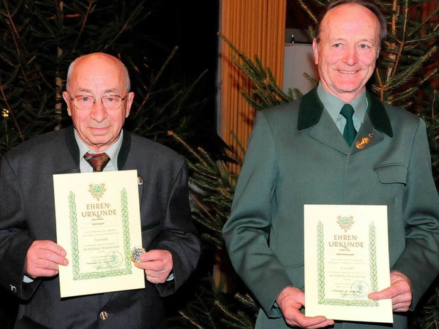 Fr jahrzehntelange Mitgliedschaft ehr... 60 Jahre) und Horst Fluck (50 Jahre).  | Foto: Hans-E. Meidhof