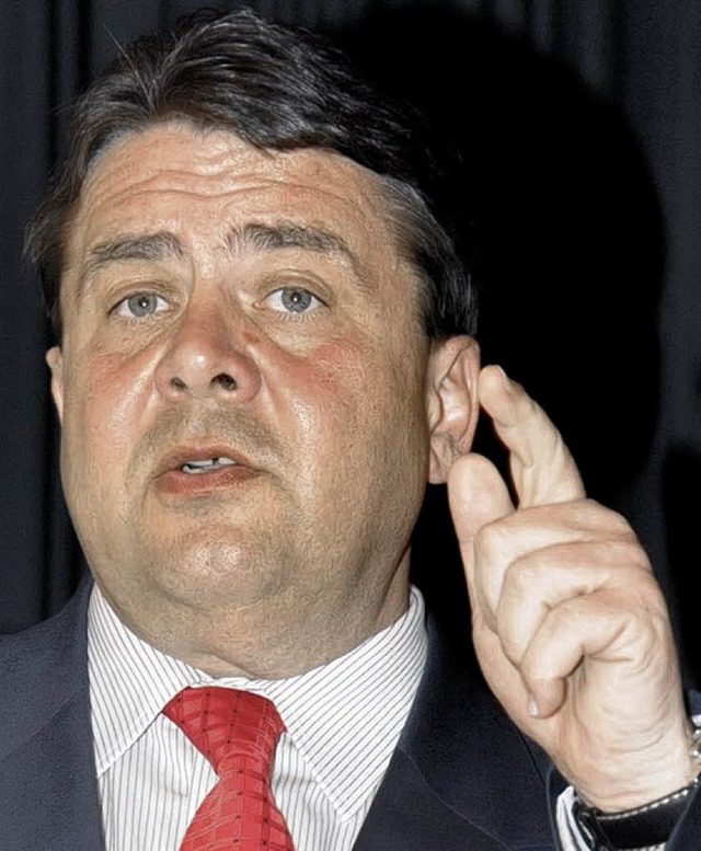 Da geht&#8217;s lang: Sigmar Gabriel in Schopfheim.  | Foto: Robert bergmann