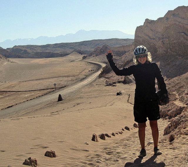 Dorothee Fleck in der Atacama-Wste im Norden Chiles.   | Foto: privat