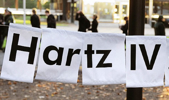 Bereitet Gerichten viel Arbeit: die Hartz-IV-Gesetzgebung  | Foto: DPA