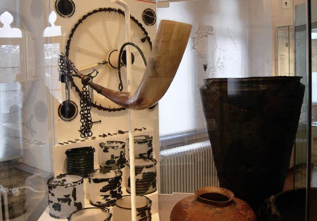 Die Funde aus dem Grab sind in Freiburg ausgestellt.   | Foto: hagen spth