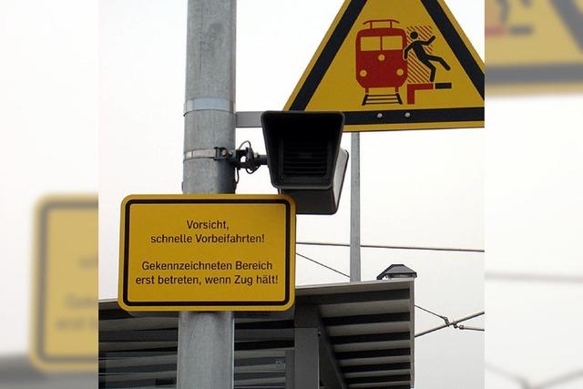 Gefhrlich enger Bahnsteig