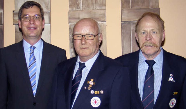 Ehrung fr 50 Jahre aktiven Dienst fr...r Riegeler DRK-Ortsgruppe Horst Adami.  | Foto: Hassler