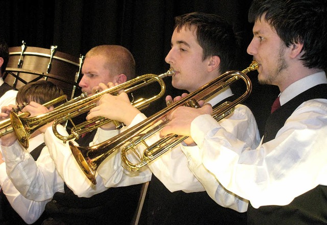 Die Bekton Concert Band aus Ungarn unter Leitung von Gyula Becker.  | Foto: Michael Gottstein