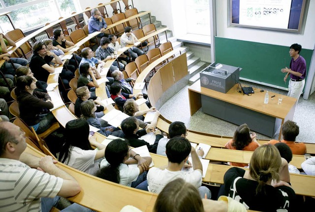 Wer nichts zum Forschen hat, der hat a...huanyou Li aus Peking im Frias-Hrsaal  | Foto: -