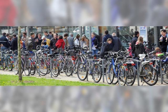 Fahrrad-Frühling bringt viel Volk ins Rollen