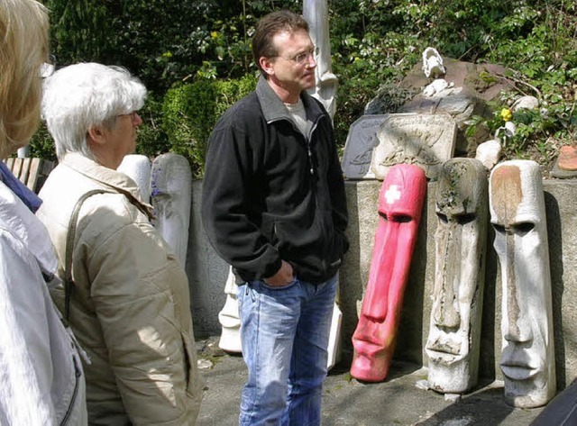 Roland Kistner erklrte den Teilnehmer...as es mit dem Hllhaken auf sich hat.   | Foto: Gempp