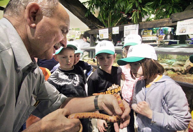 Da war sogar Schlangenstreicheln anges...ische Fische, Amphibien und Reptilien.  | Foto: Silvia Eismann