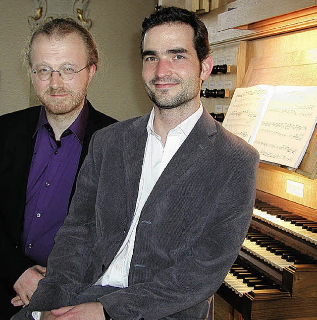Roman Laub (links) und Kirsten Galm ga...ten in ihrem Konzertzyklus in Riegel.   | Foto: Ilona Hge