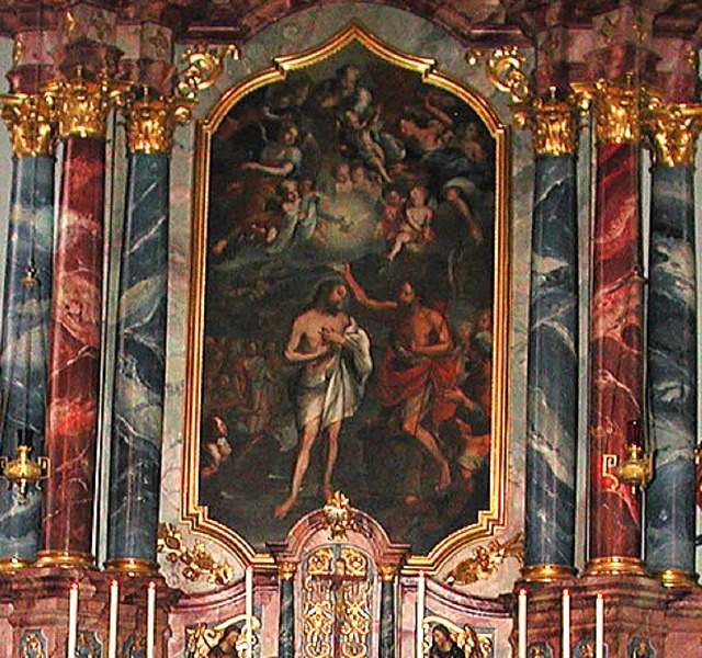Vor dem Altar von St. Magnus stellt si...usik Murg fr ihr Kirchenkonzert auf.   | Foto: THELEN