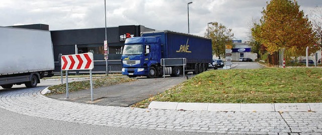 Eigene Spur: Mitten durch den Colmarer...l werden die Sondertransporte fahren.   | Foto: Frey