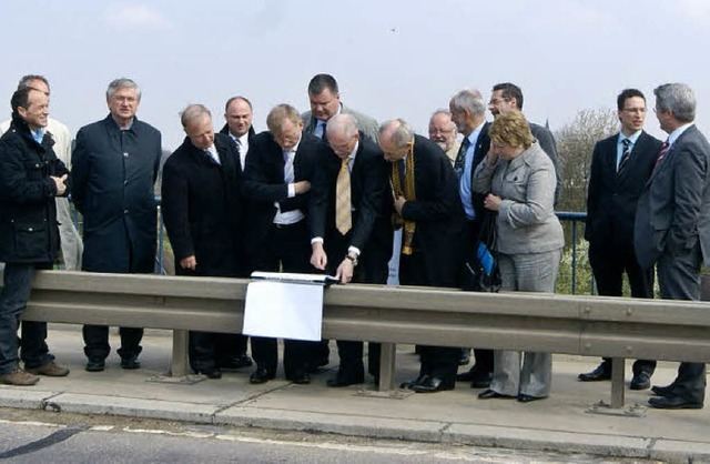 Brgermeister, Vertreter des Landes, d...nung und die geforderten Alternativen.  | Foto: Stadt herbolzheim