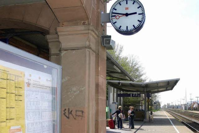 Bahnhof steht zum Verkauf