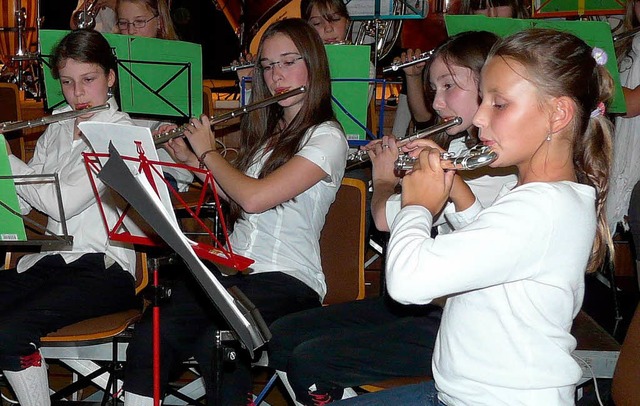 Viele Mitwirkende wird das Brgerhausf...n &#8211; hier das Vorstufenorchester.  | Foto: Eberhard Wei