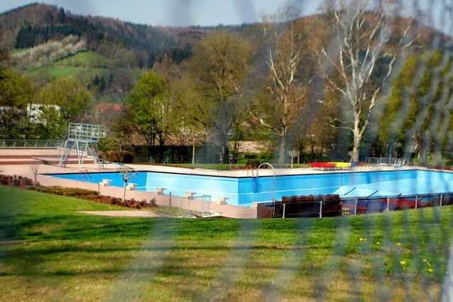 Der Eintritt ins Seelbacher Schwimmbad wird teurer.  | Foto: Heidi Foessel