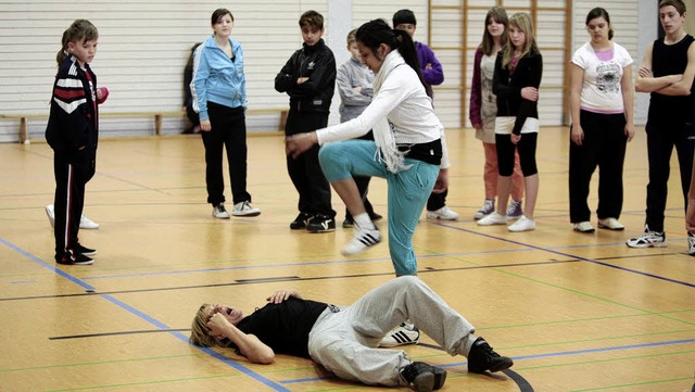 Bhne frei fr die &#8222;Ruber&#8220...roben in der Theodor-Heuss-Turnhalle.   | Foto: Christoph Breithaupt