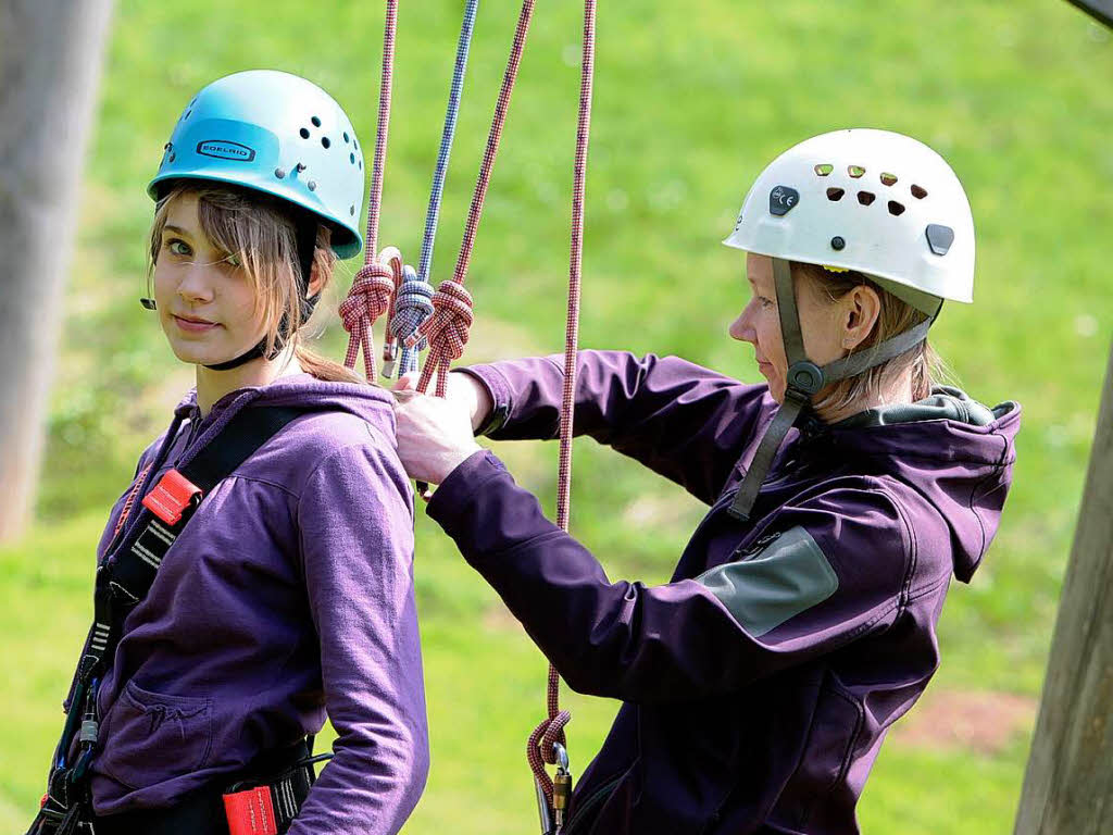 Girls’ Day im Hochseilgarten in Seelbach. Girls’ Day im Hochseilgarten in Seelbach.