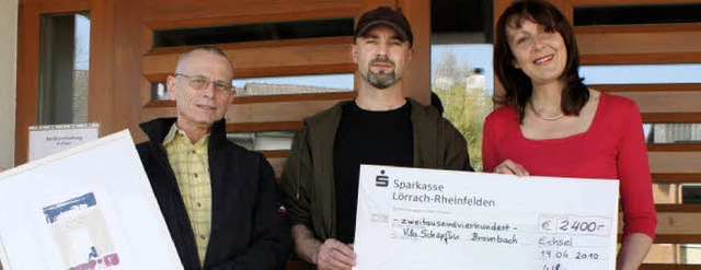 Kunstmaler Udo Henker spendete 50 Proz...r Suchtprvention in Lrrach-Brombach.  | Foto: Chris Rtschlin