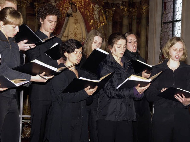 Der Kammerchor der Hochschule fr Musi...ch und seine Erben&quot; in Vollendung  | Foto: Karin Stckl-Steinebrunner