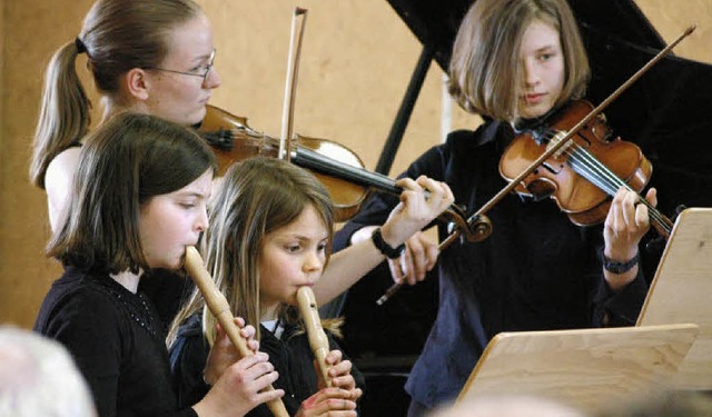 Musikschlerinnen zeigen ihr Knnen be...ler knnen andere Prioritten setzen.   | Foto: Archivbild:Barbara Ruda