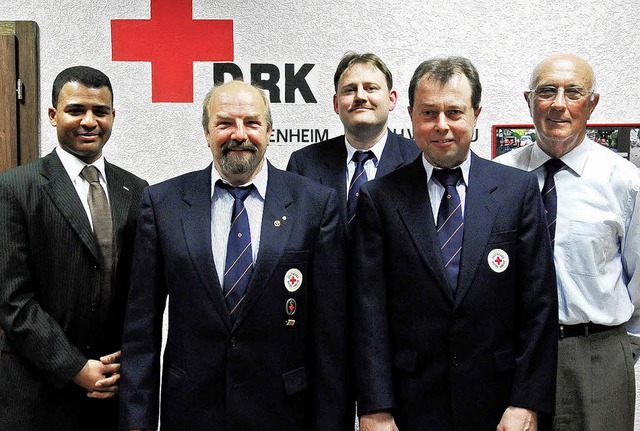 Ehrungen beim Roten Kreuz Meienheim-S...rd Huser und Manfred Kunz (von links)   | Foto: wolfgang knstle