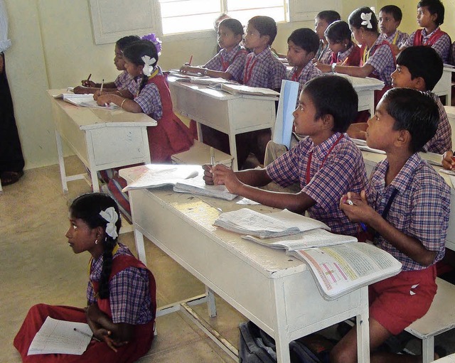 Eine Schulklasse in Indien   | Foto: ZVG
