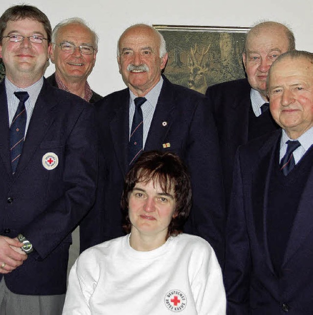 Beim Roten Kreuz Ottoschwanden -Freiam...ngjhrige Vorstandsmitglieder geehrt.   | Foto: Pia Grttinger