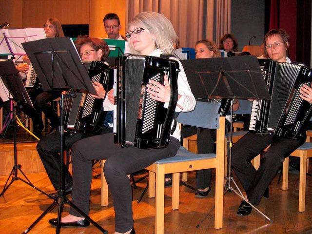 Mit einem  groen  Jubilumskonzert fe...euenburg sein  60-jhriges  Bestehen.   | Foto: Ingeborg Grziwa