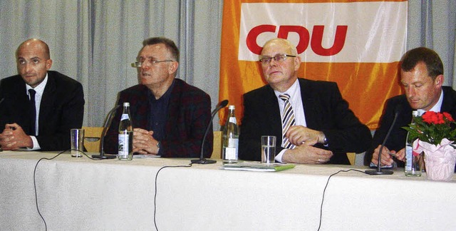 Mirko Krck, Klaus Fleck, Mathias Niko...ich Lusche auf dem Podium (von links)   | Foto: bz