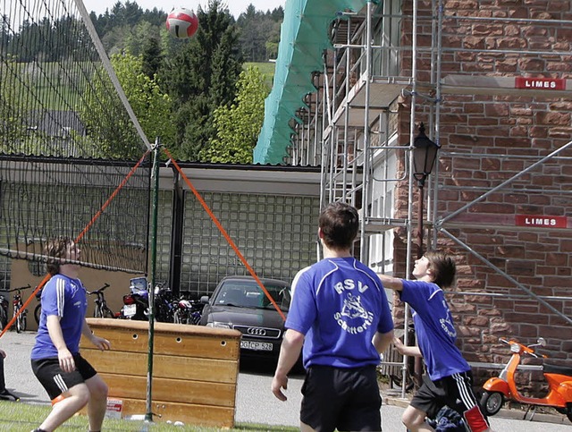 Sechs Mannschaften baggerten,pritschte...lturnier des Turnverein Schuttertal .   | Foto: Heidi Fssel