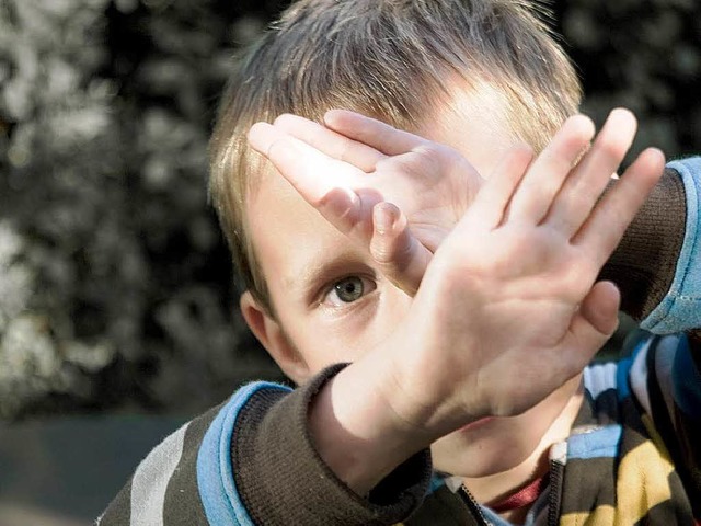 Misshandlung von Kindern gibt es noch, aber nicht mehr systematisch.  | Foto: Barbara Winzer/Fotolia