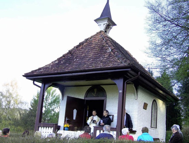 Zu Ehren des Bruder Konrad feierten di...n Gottesdienst an der Konradskapelle.   | Foto: alfons vgele